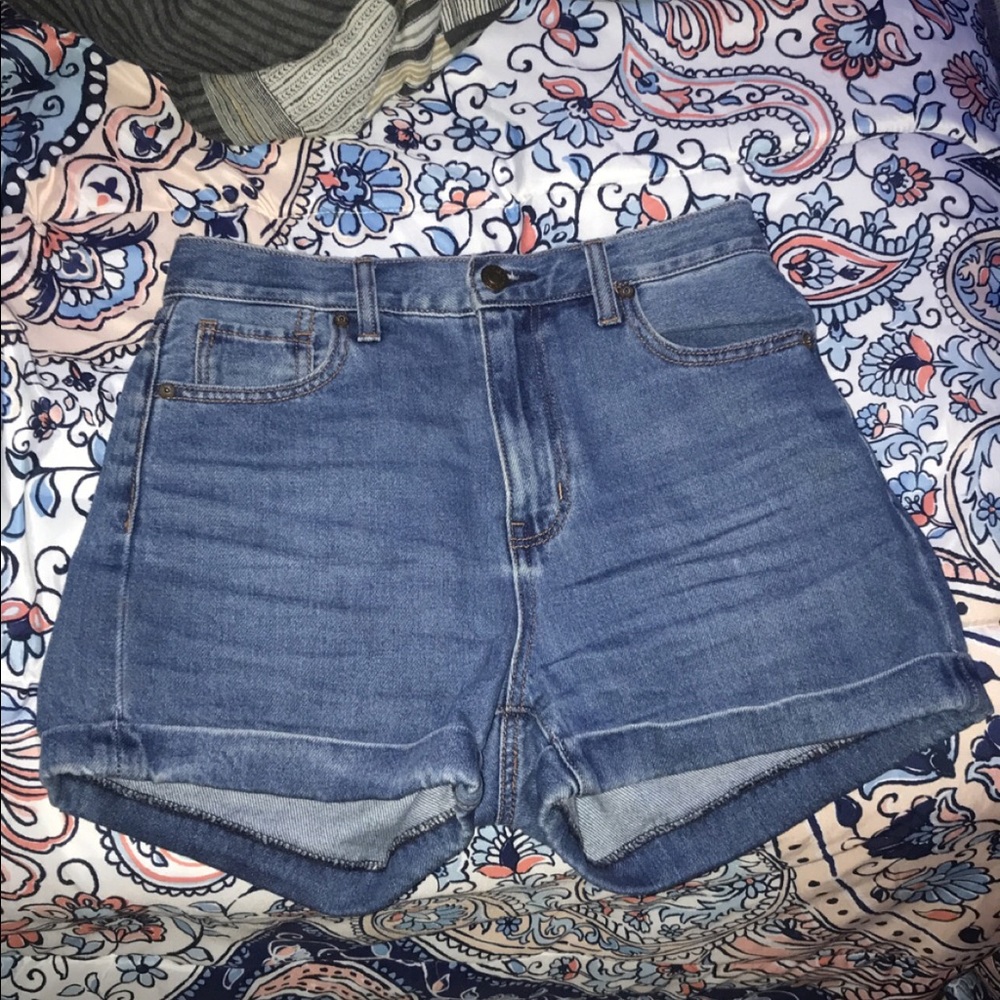 AEO JEAN SHORTS